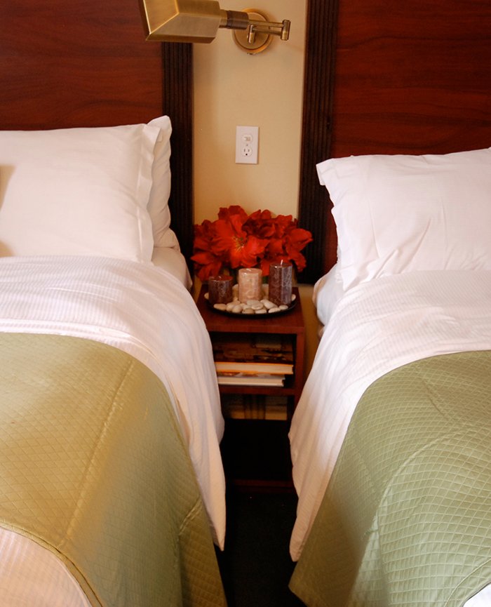 F2-Large-2-Double-Beds