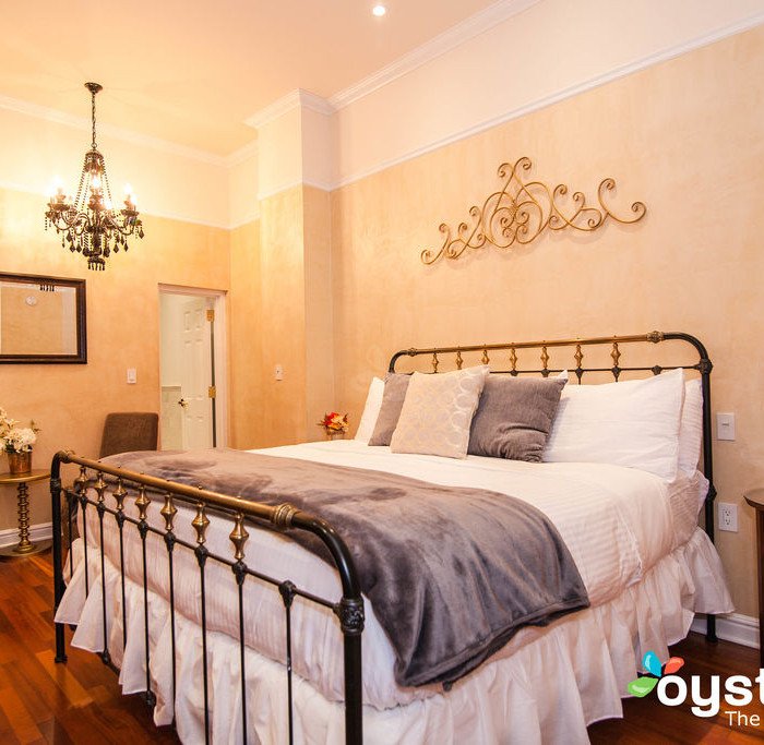 Herald Square Hotel King Studio Room - Full View